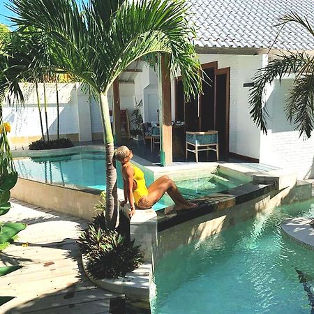 The White Key Luxury Villas Gili Trawangan Exterior photo