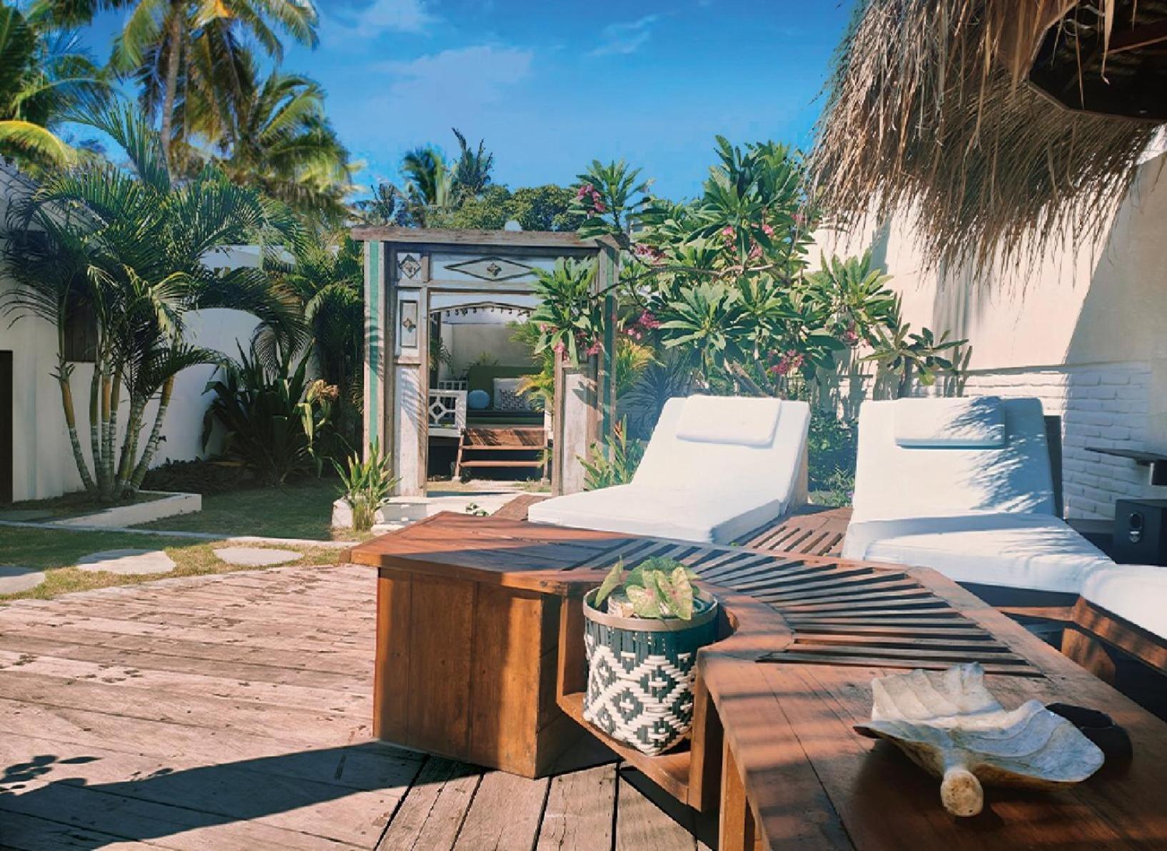 The White Key Luxury Villas Gili Trawangan Exterior photo