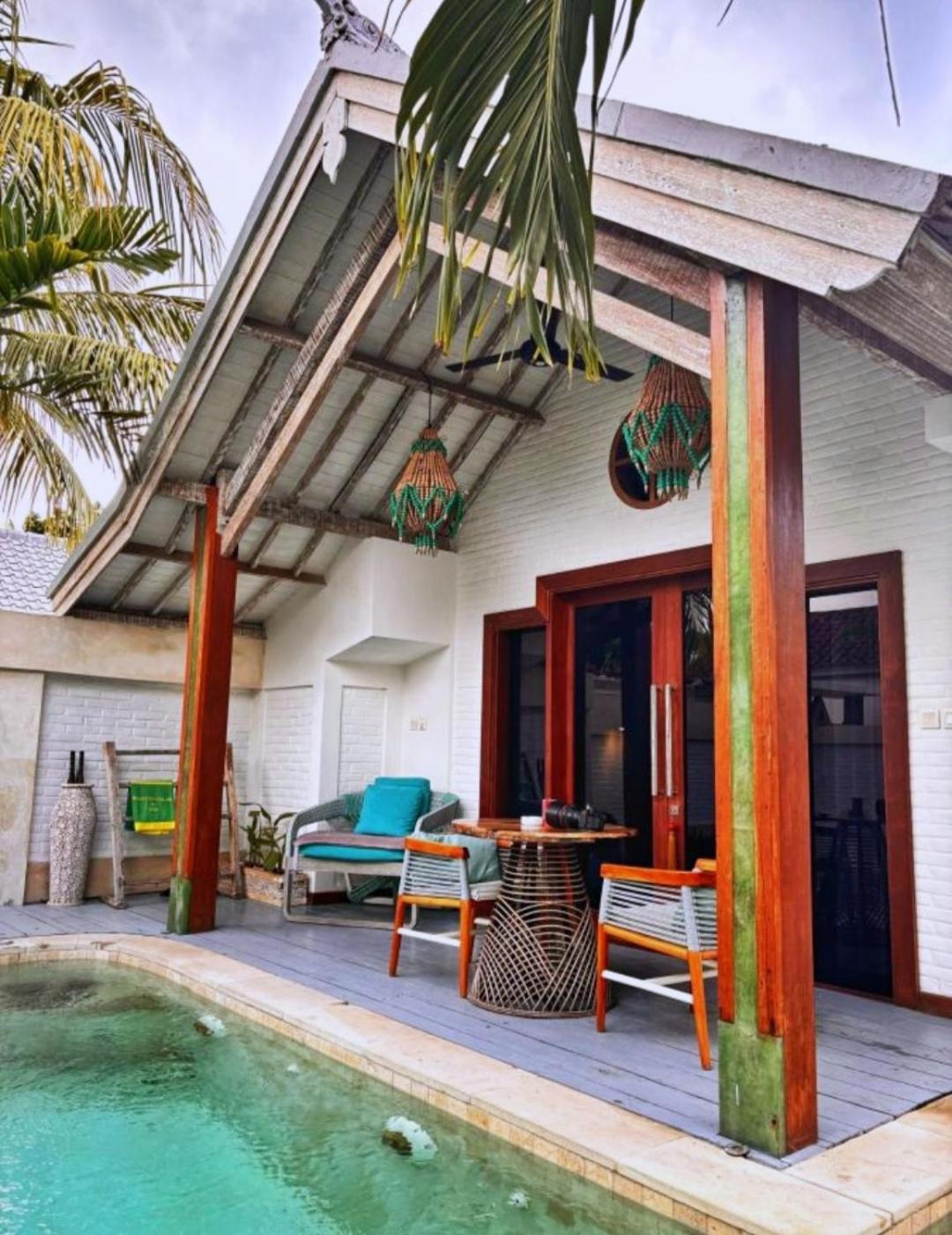 The White Key Luxury Villas Gili Trawangan Exterior photo